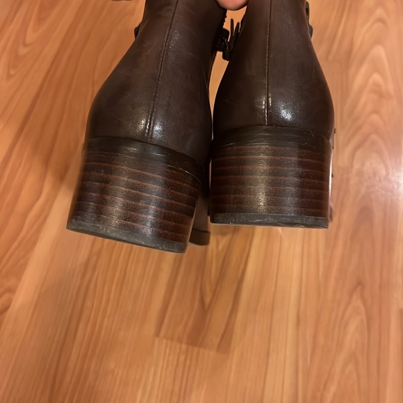 Cole Haan Hayes Flat Bootie. Brown leather. Size 8.5. - Picture 9 of 11